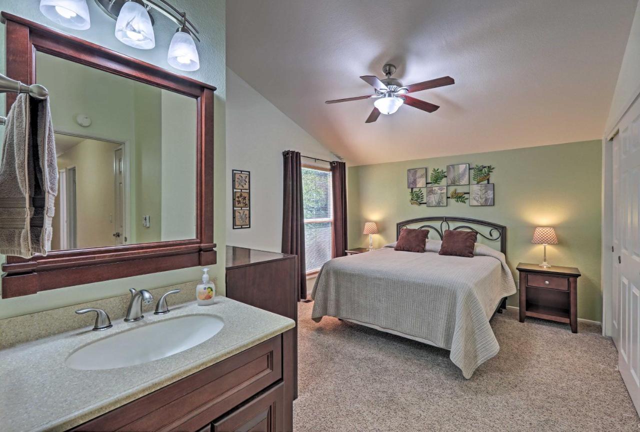 Flagstaff Townhome With Deck Easy Access Downtown! エクステリア 写真