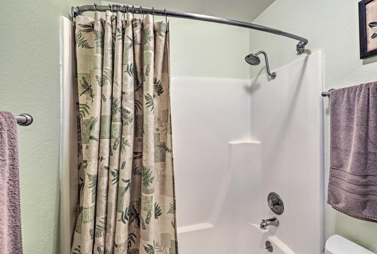 Flagstaff Townhome With Deck Easy Access Downtown! エクステリア 写真