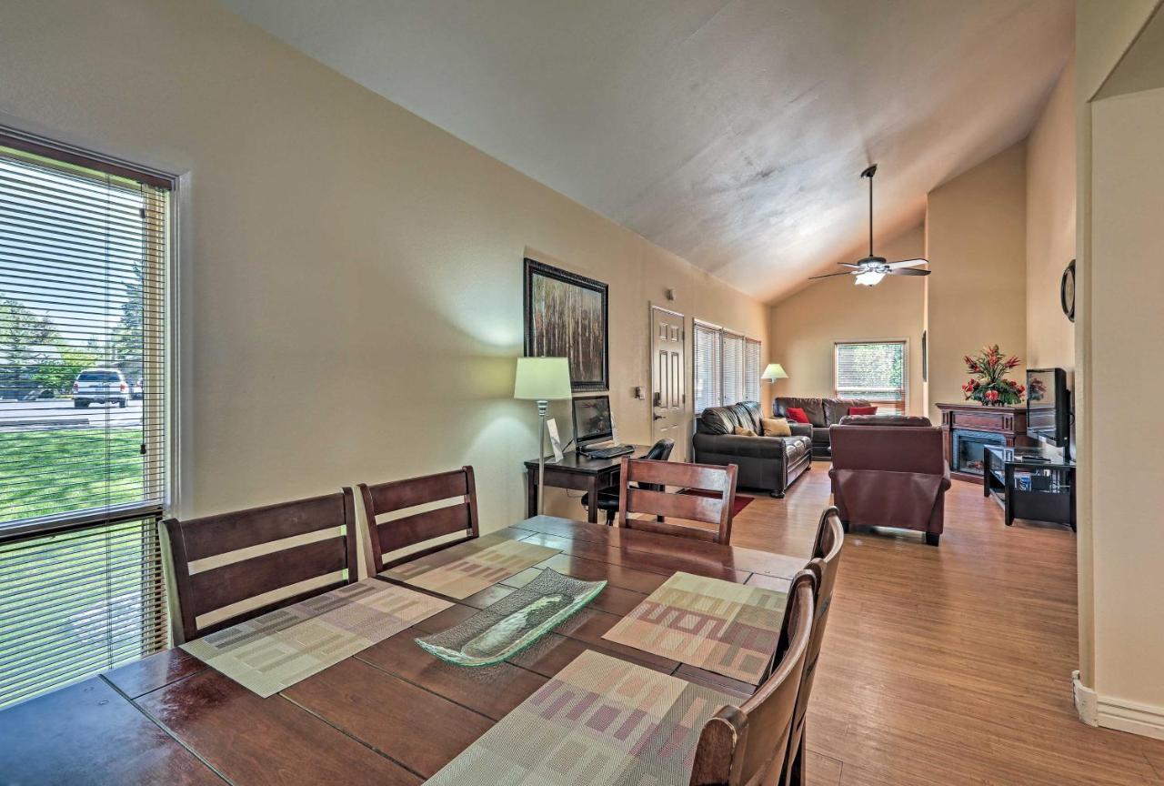 Flagstaff Townhome With Deck Easy Access Downtown! エクステリア 写真